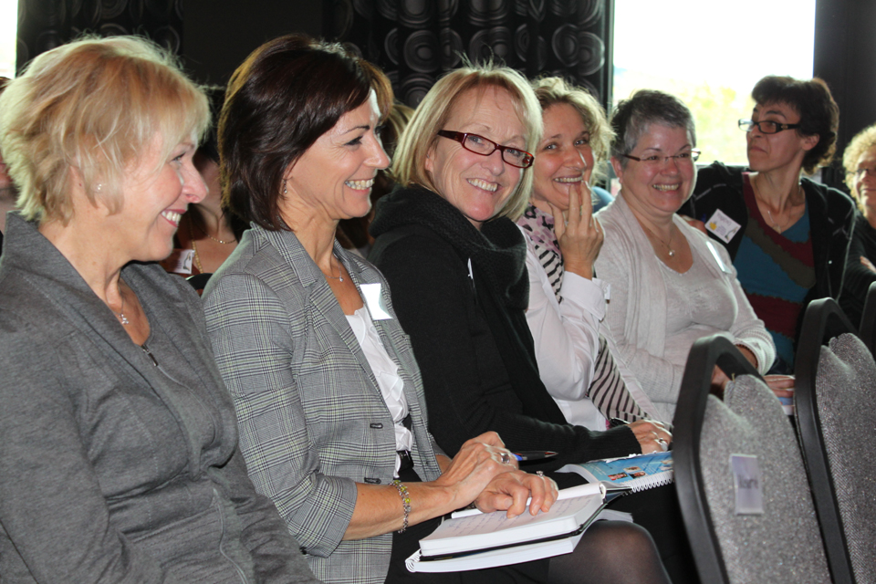 Participantes et participants au colloque de la FFY qui s'est tenu à Sherbrooke au Québec en octobre 2011
